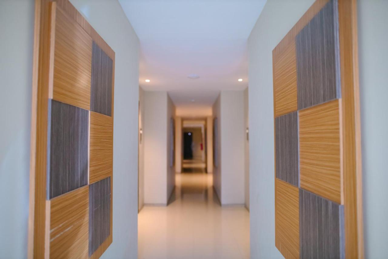 Biz Hotel City Center Ambon Exterior photo