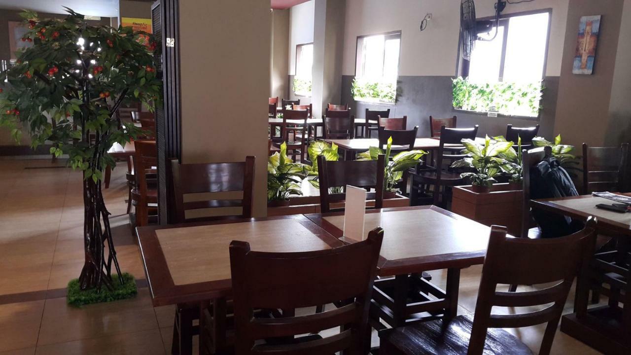 Biz Hotel City Center Ambon Exterior photo